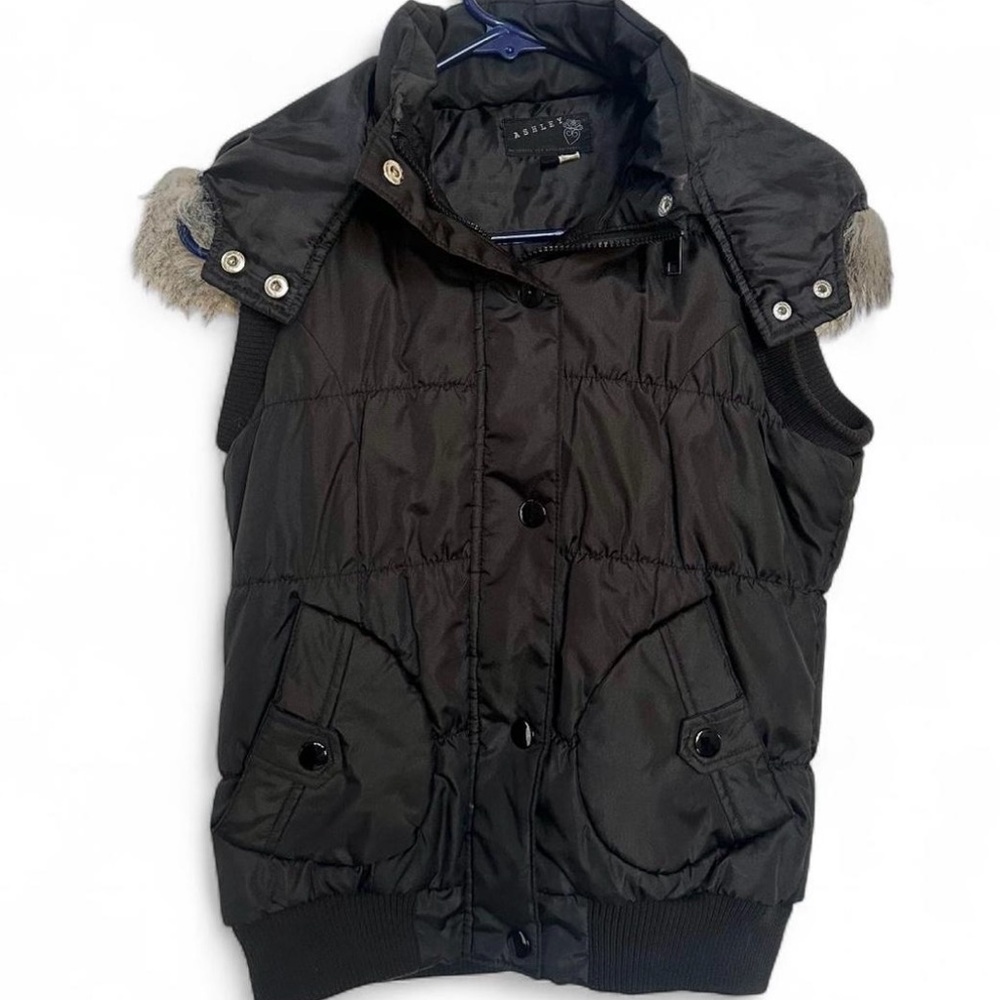 VTG Ashley Black Puffer Vest-Small-Faux Fur Hoodie-Streetwear Y2K Grunge - Picture 1 of 9